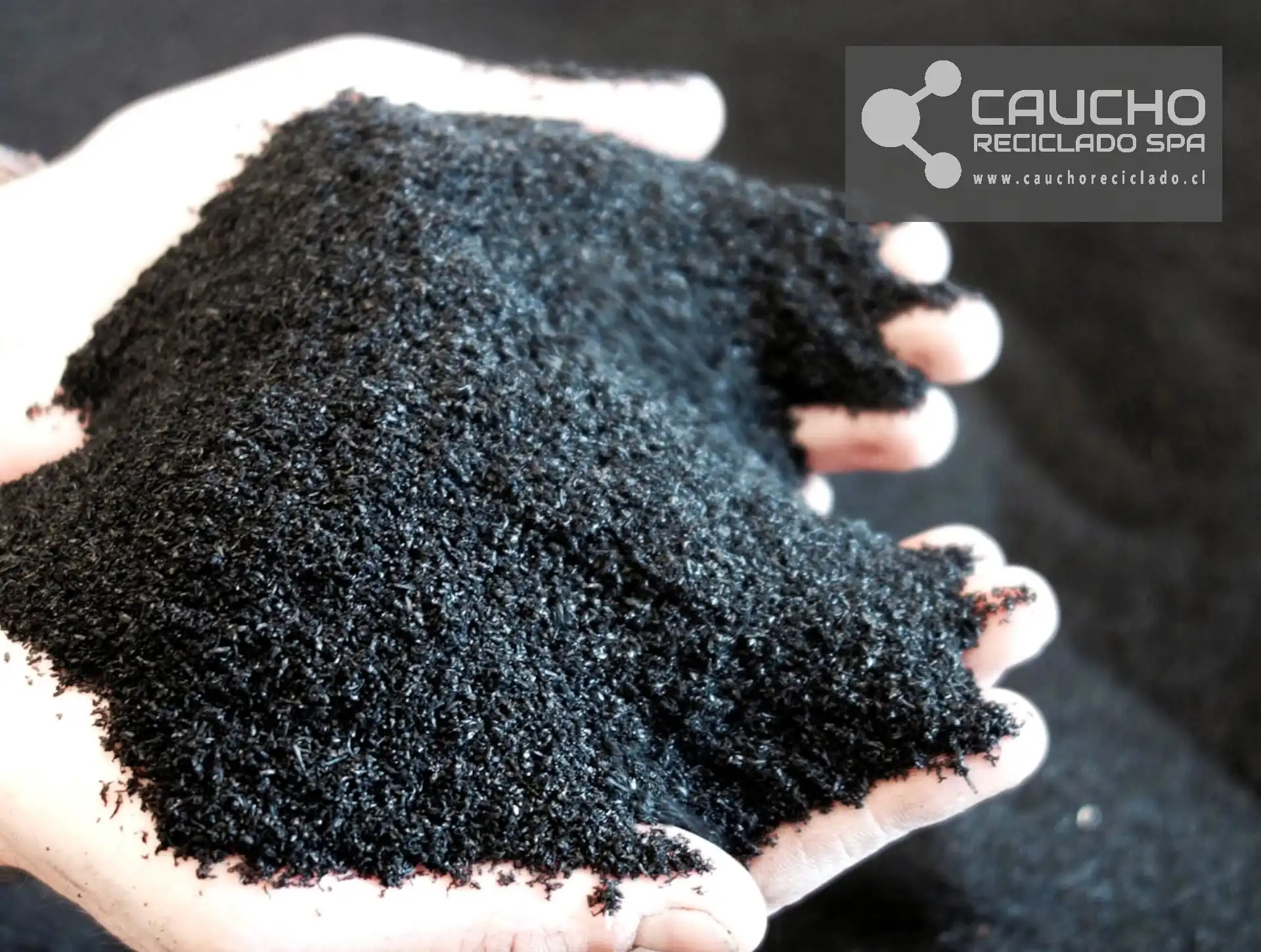 Venta de Caucho Granulado en Chile: Proceso, Usos y Beneficios Ambientales